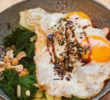 Sun Egg Chicken Power Bowl