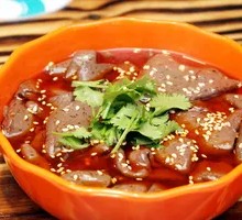 Spicy Duck Blood with Noodles
