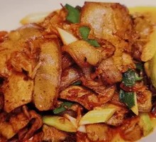 Stir-Fried Pork with Spicy Sauce