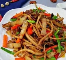 Bamboo Shoot Mushroom Stir-Fried with Preserved Pork