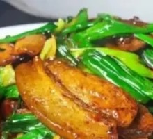Green Pepper Stir-fried Pork
