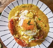 Ancient-style Golden Curry Crab