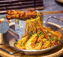 Bangkok Night Market Seafood Noodles