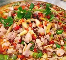 Fresh Spicy Rabbit in Pot