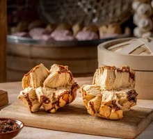 Brown Sugar Burst Old Dough Steamed Bun