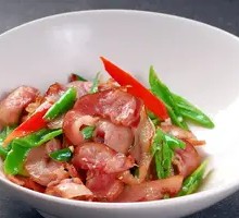 Spicy Pepper Stir-fried Pig's Snout