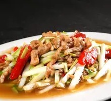 Shredded Pork with Leek Greens