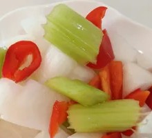 Homemade Sour and Spicy Radish
