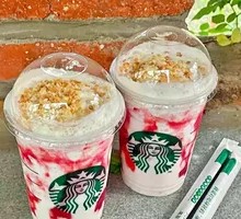 Red颜 Strawberry Cheesecake Frappuccino (Large)