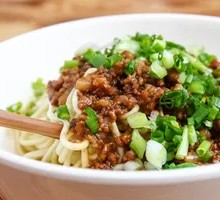 Beijing-style Soy Sauce Noodles