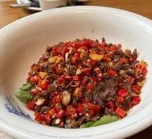 Stir-Fried Beef with Yellow Onion