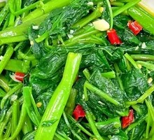Stir-Fried Water Spinach