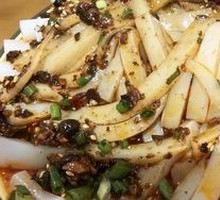 Spicy Oil Cold Tofu Jelly