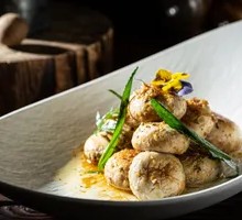 Garlic and Olive Oil Pan-Fried Mushrooms
