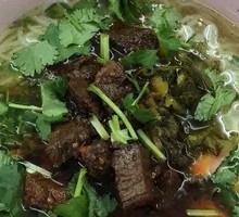 Clear Soup Thinly Sliced Beef Rice Noodles