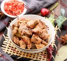 Sour Cabbage and Pickled Chili Beef Rice Noodles
