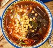 Pea and Kelp Rice Noodles