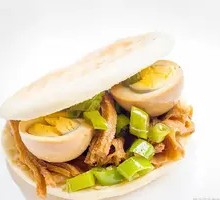 Fragrant Tofu Dry and Boiled Egg in Flatbread
