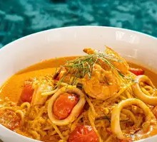 Seafood Curry Pasta