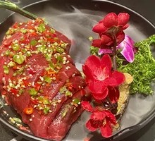 Stir-Fried Tender Beef with Bell Peppers