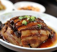 Preserved Vegetable Braised Pork Rice Bowl