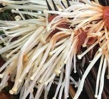 Beef with Enoki Mushrooms