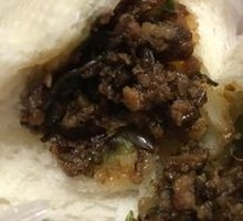 Fresh Meat and Sprout Bun