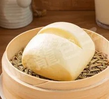 Torn Egg and Milk Steamed Bun