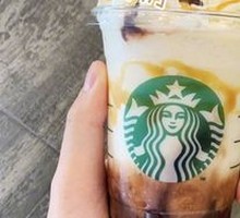 Matcha Cocoa Crunch Frappuccino