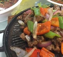 Grilled Beef on Iron Plate