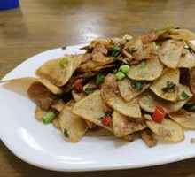 Xiang-style Stir-fried Small Potatoes