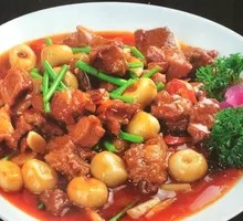 Potato Braised Beef Rice Bowl