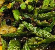 Sliced Beef with Green Pepper Stir-fry