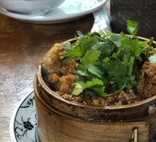 Steamed Beef in Round Steamer