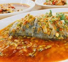 Pickled Broad Beans with Bare-Boned Fish