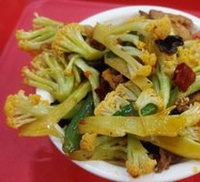 Spicy Cauliflower in Hot Pot