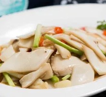 Stir-Fried King Oyster Mushroom