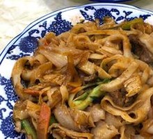 Bamboo Mushroom Stir-Fry Noodles