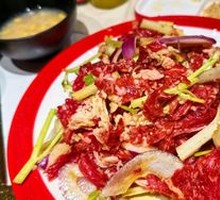 Mom's Spicy Beef Salad