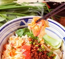 Tomato and Egg Oil-Poured Noodles