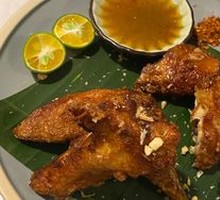 Saigon Lemongrass Fried Chicken Wings