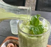 Vietnamese Green Milk Tea