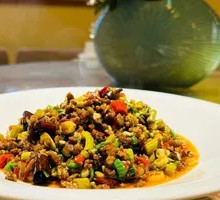 Flower-patterned Tender Beef