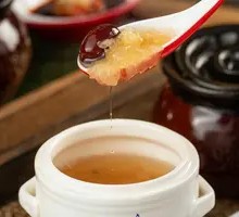 Peach Gum and Tremella Soup