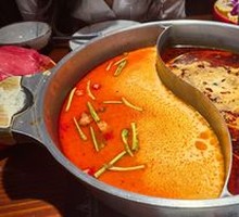 Tom Yum Goong Hot Pot