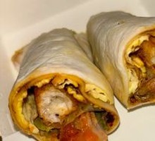 Egg Roll with Chicken Fillet