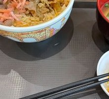 肥牛丼