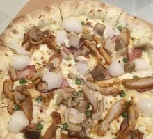 Orleans Chicken Pizza