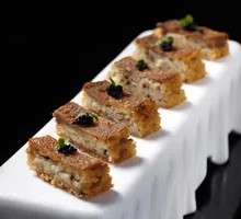 Cinnamon Tea Smoked Glutinous Rice Duck