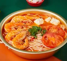 Fresh Shrimp and Clam Rice Noodles